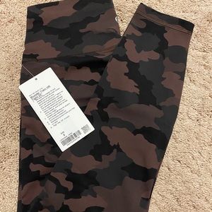 Lululemon wunder train